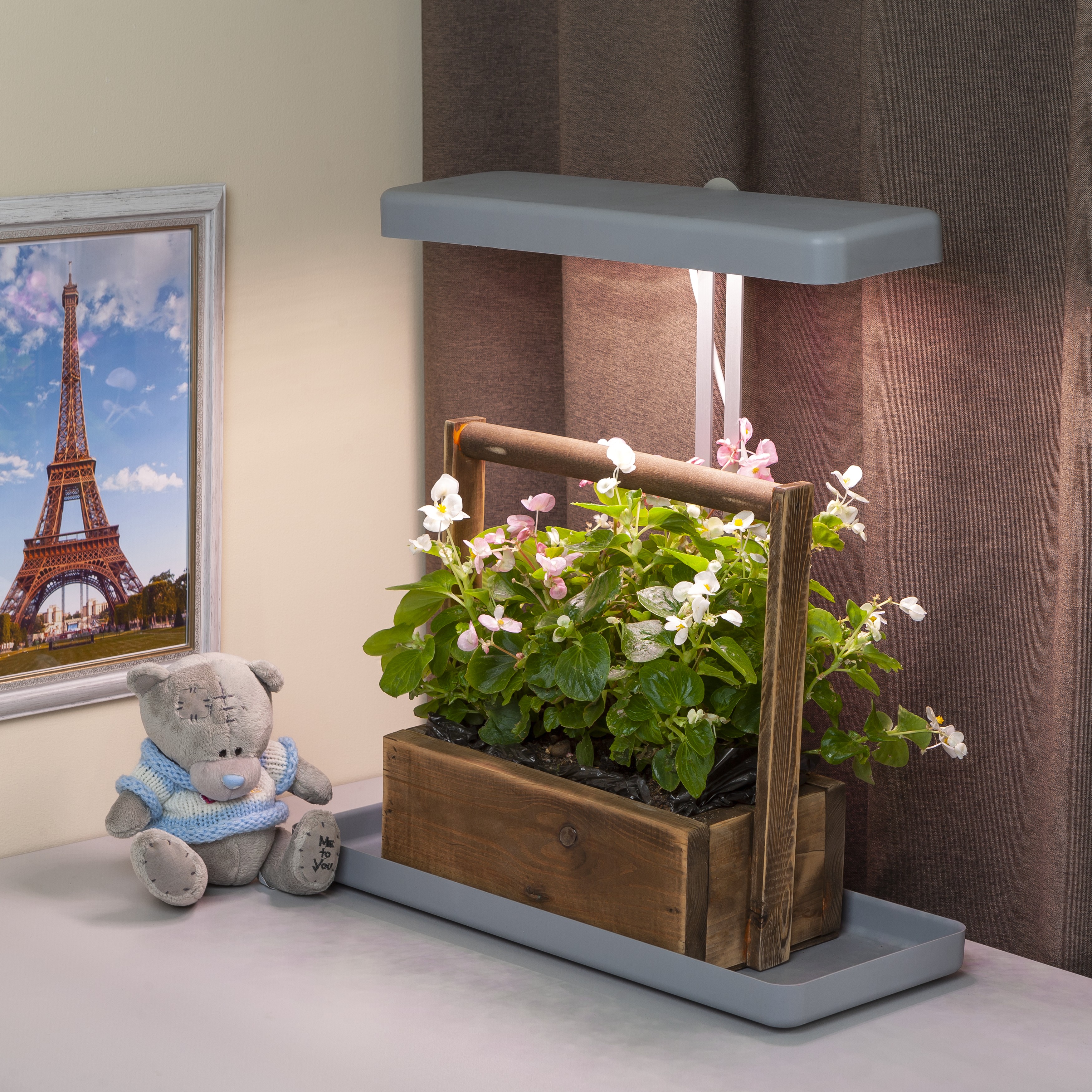 ЭРА Настольный светильник полного спектра FITO-20W-QLED-G (10/140)