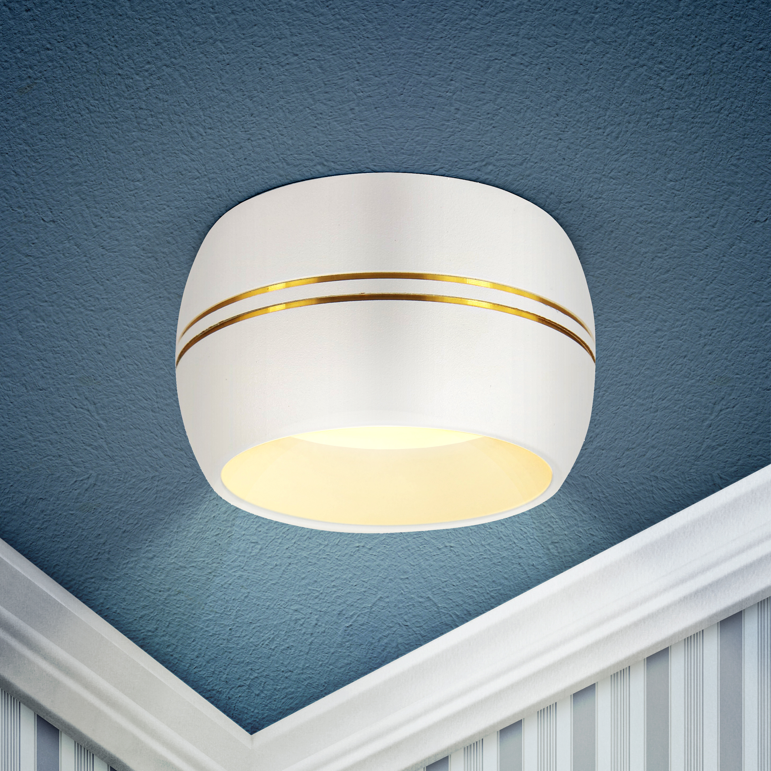 Встраиваемый светильник под лампу GX53 ЭРА  KL81 WH/GD белый/хром